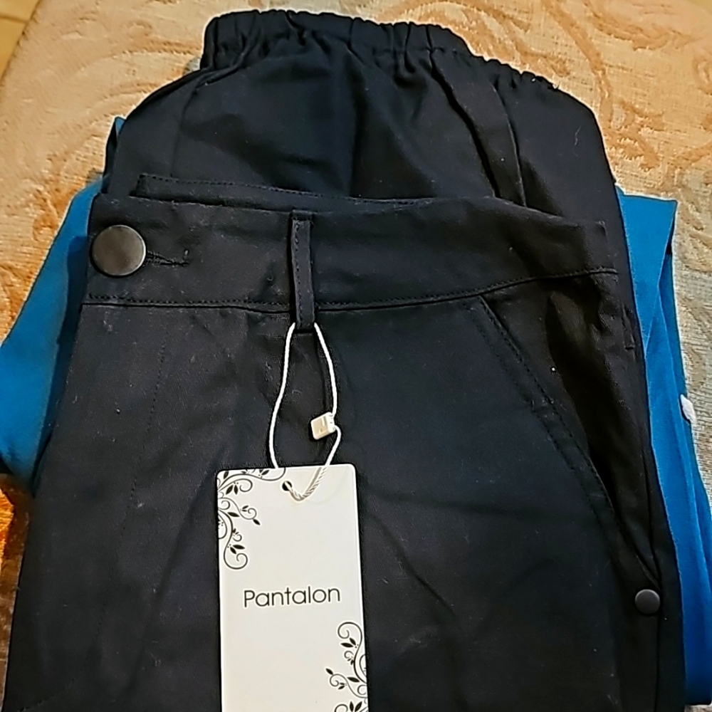 pantalon cargo joggers, size medium, new with tags